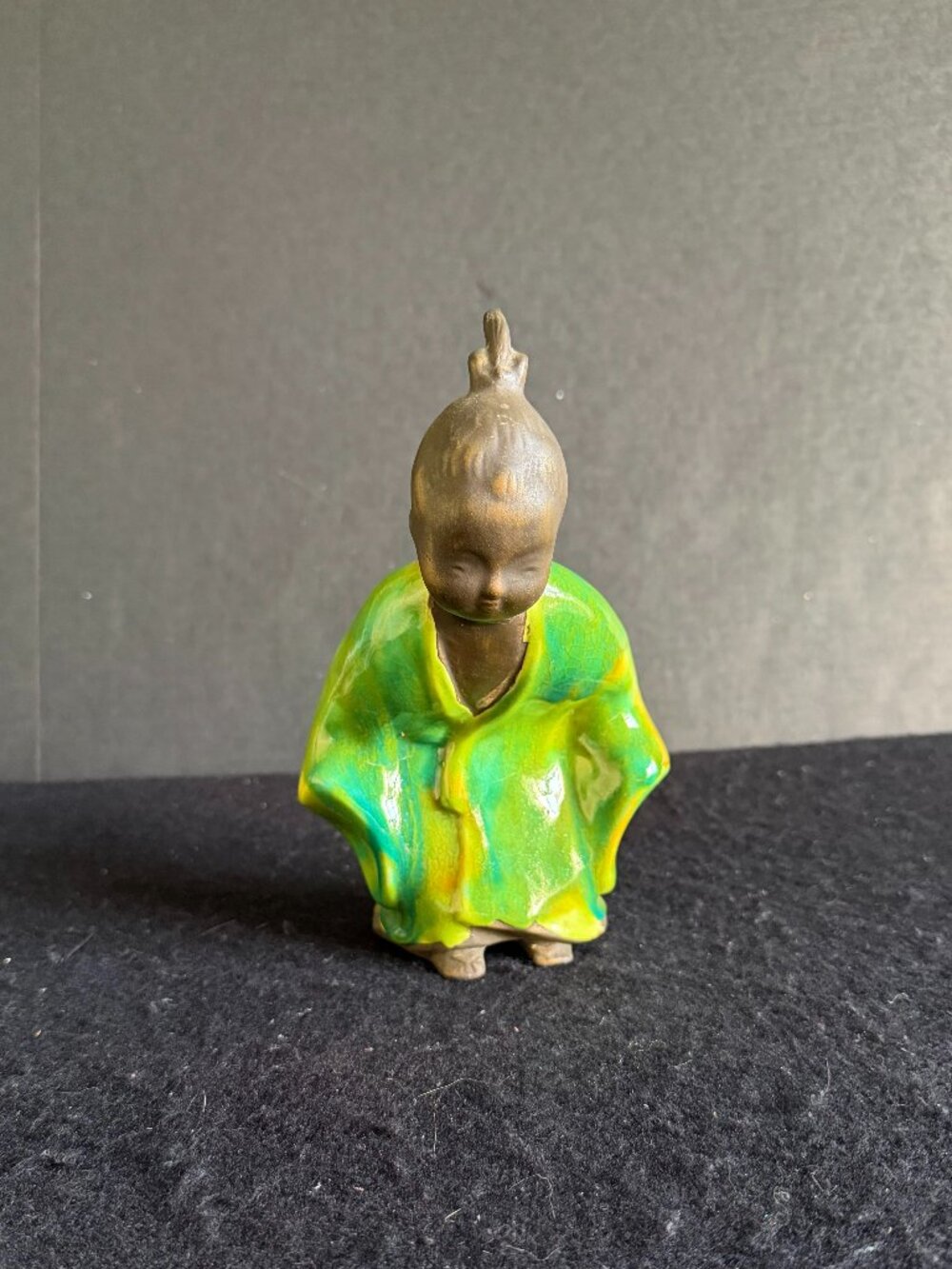Vintage Mid-Century Vohann of CA Asian Ceramic Bowing Figurine